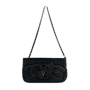 CHANEL Black Leather Shoulder Bag